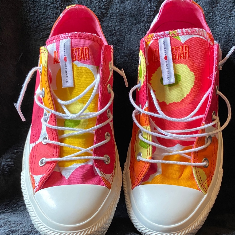 Converse & E.T. Universal Studios Shoe Strings marinekko Kids Sneakers in Pink - Picture 2 of 5